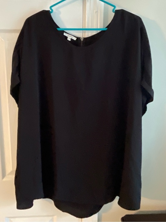 Maurices Tops - Maurices Black Short Sleeve Blouse - Crew Neck
